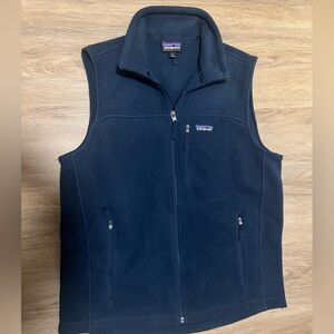 Patagonia Navy Fleece Men’s Synchilla Vest Size Medium - Pilling